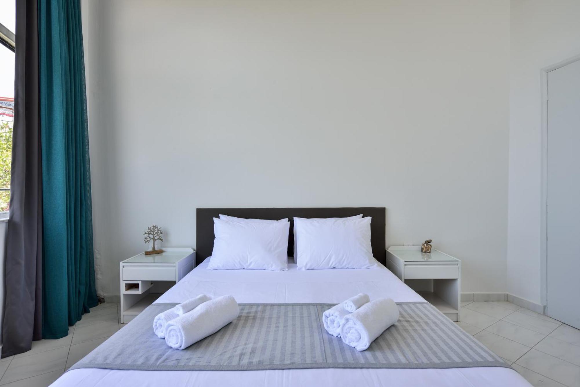 Loucerna Suites Chania Chania  Ngoại thất bức ảnh